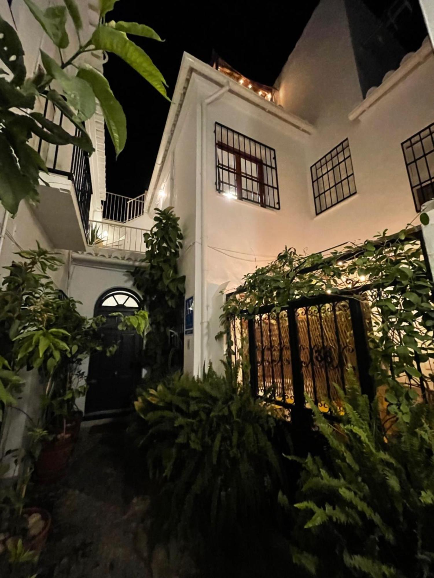 Los Nidos Apartments, Фрихилиана Экстерьер фото